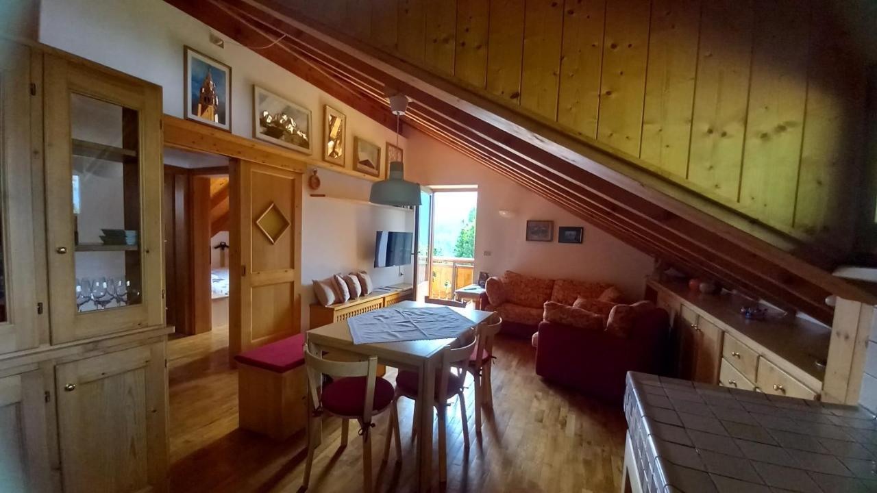 Deliziosa Mansarda Con Vista Dolomiti Daire San Vito di Cadore Dış mekan fotoğraf